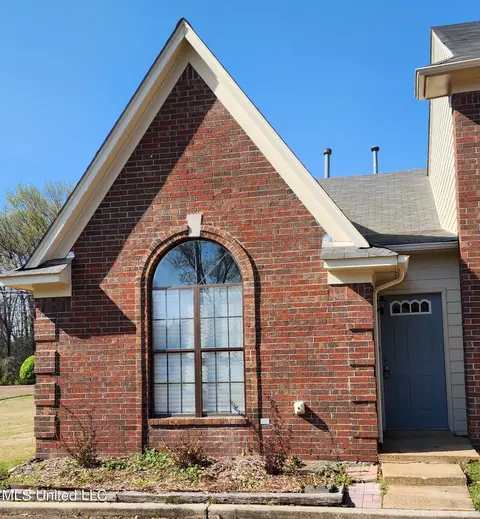 400 Blair Dr, Southaven, MS 38671