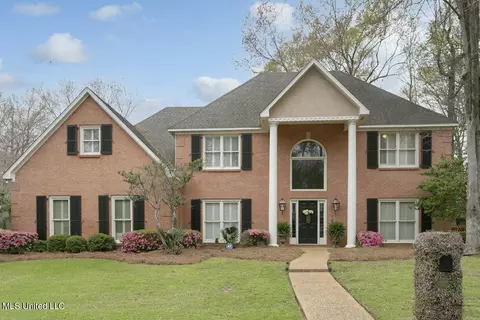 5330 Carolwood Dr, Jackson, MS 39211 photo 1
