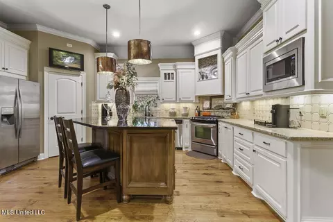 136 Amethyst Dr, Brandon, MS 39047 photo 8