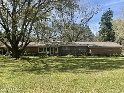 13137 Old Port Gibson Rd, Utica, MS 39175
