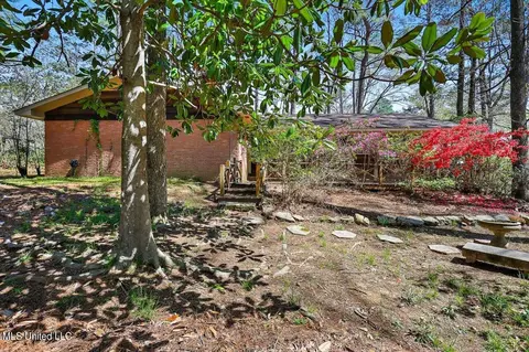 Exterior - 124 Ludlow Rd, Pearl, MS 39208 photo 2 of 12