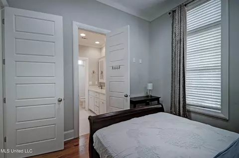 Bedroom - 127 Camden Trl, Madison, MS 39110 photo 8 of 10