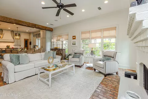 Living - 110 Rosedowne Bnd, Madison, MS 39110 photo 7 of 13