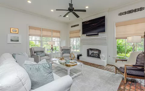 Living - 110 Rosedowne Bnd, Madison, MS 39110 photo 6 of 13