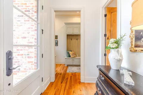 Entry Way - 110 Rosedowne Bnd, Madison, MS 39110 photo 10 of 12