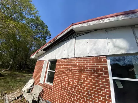 Exterior - 3813 Dearman Ave, Moss Point, MS 39563 photo 4 of 10