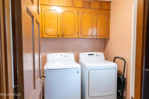 Other - 6071 Waverly Dr, Jackson, MS 39206 photo 5 of 5