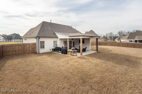 Exterior - 1712 Creek Haven Dr, Hernando, MS 38632 photo 7 of 13