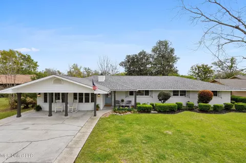 112 Boggs Cir, Long Beach, MS 39560