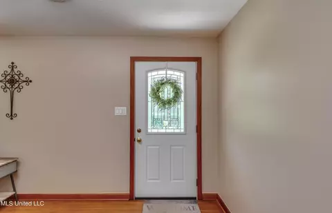 Entry Way - 718 W Highway 28, Mize, MS 39116 photo 1 of 2