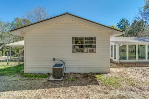 Exterior - 718 W Highway 28, Mize, MS 39116 photo 11 of 16