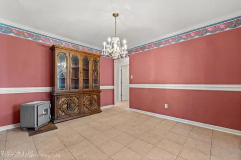 Dining - 3601 Sherrod Dr, Nesbit, MS 38651 photo 1 of 1