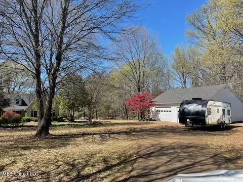 Exterior - 3601 Sherrod Dr, Nesbit, MS 38651 photo 3 of 10