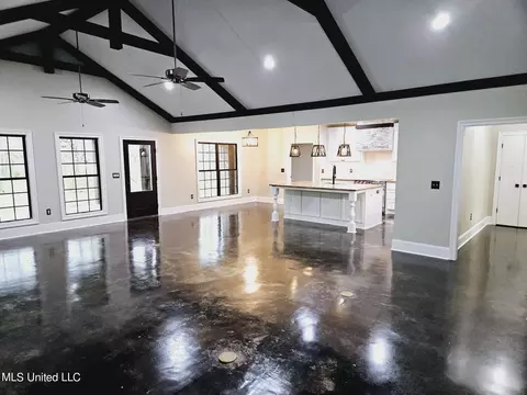 Exterior - 227 Middle Rd, Flora, MS 39071 photo 4 of 5