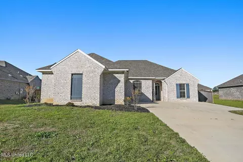 Exterior - 221 Chartleigh Cir, Canton, MS 39046 photo 3 of 6