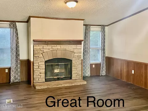 6400 Big Point Rd, Moss Point, MS 39562 photo 12