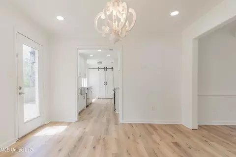 Entry Way - 739 Benwick Dr, Brandon, MS 39047 photo 1 of 2