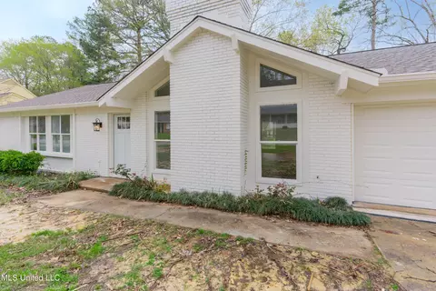 Exterior - 739 Benwick Dr, Brandon, MS 39047 photo 7 of 23
