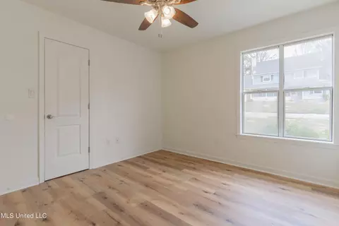 Bedroom - 739 Benwick Dr, Brandon, MS 39047 photo 4 of 5