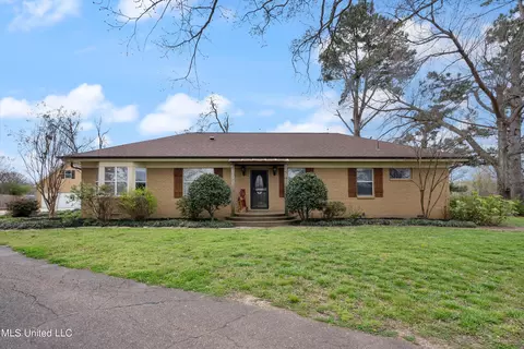 629 Gaines Rd, Hernando, MS 38632