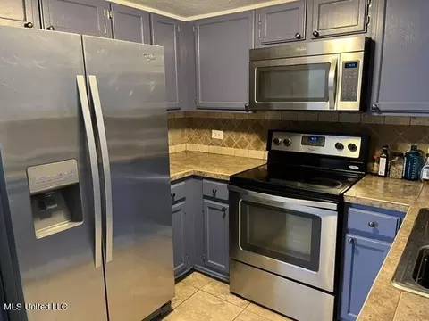 Kitchen - 171 Lakebend Cir #171, Brandon, MS 39042 photo 1 of 1