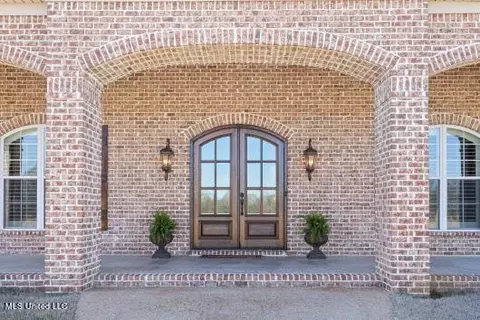 Other - 140 Como Trace Dr, Senatobia, MS 38668 photo 1 of 8