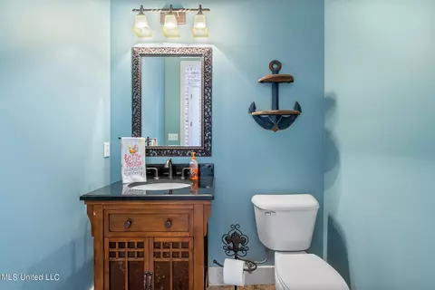 Bath - 140 Como Trace Dr, Senatobia, MS 38668 photo 6 of 6