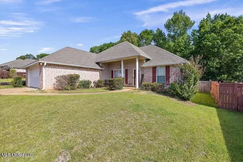 432 Wildberry Cir, Pearl, MS 39208