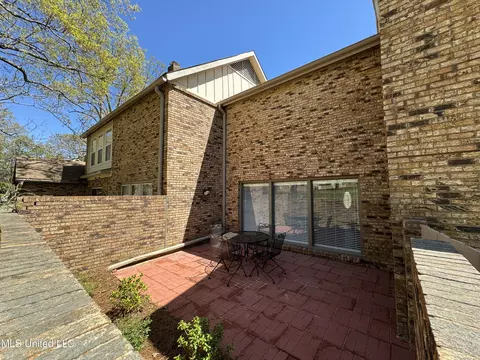 Exterior - 63 Sycamore Ln, Brandon, MS 39042 photo 6 of 10