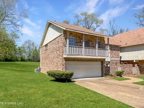 Exterior - 63 Sycamore Ln, Brandon, MS 39042 photo 2 of 10