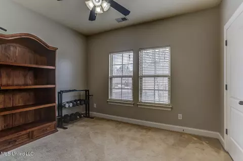 Bedroom - 1206 S Heritage Dr, Hernando, MS 38632 photo 3 of 3