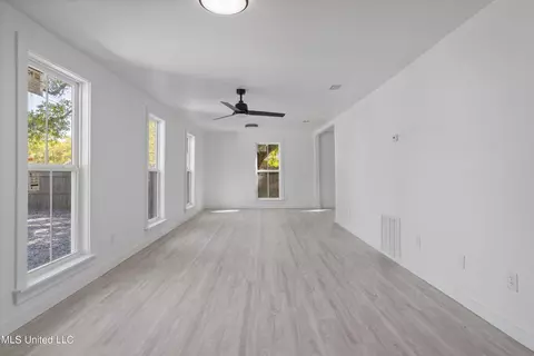 Entry Way - 1115 Iris St, Long Beach, MS 39560 photo 1 of 2