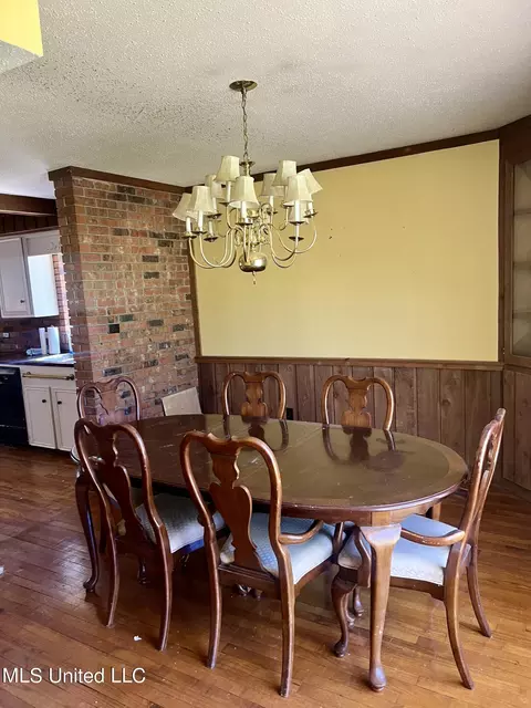 Dining - 4478 Springridge Rd, Raymond, MS 39154 photo 3 of 5