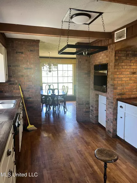 Dining - 4478 Springridge Rd, Raymond, MS 39154 photo 1 of 5