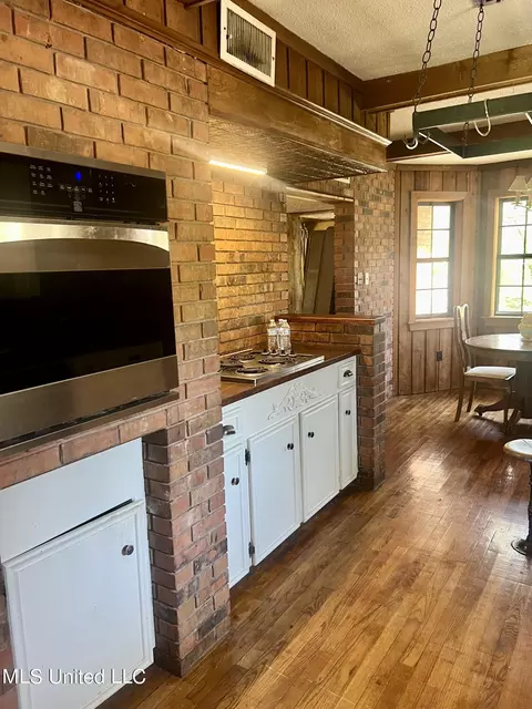 Kitchen - 4478 Springridge Rd, Raymond, MS 39154 photo 3 of 3