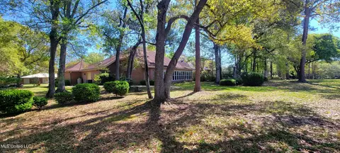 Exterior - 7922 Hapuna Pl, Diamondhead, MS 39525 photo 11 of 15