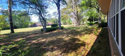 Exterior - 7922 Hapuna Pl, Diamondhead, MS 39525 photo 5 of 15