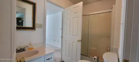 Bath - 7922 Hapuna Pl, Diamondhead, MS 39525 photo 3 of 3