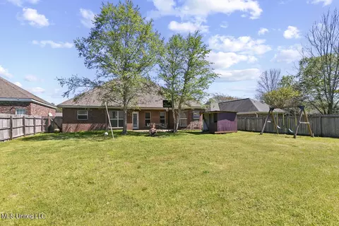 Exterior - 292 Cherry Bark Dr, Brandon, MS 39047 photo 6 of 6
