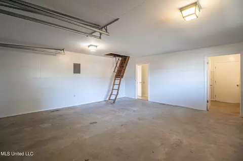 Exterior - 20207 Pineville Rd, Long Beach, MS 39560 photo 3 of 5