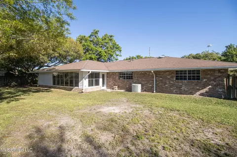 Exterior - 20207 Pineville Rd, Long Beach, MS 39560 photo 2 of 5