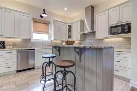 Kitchen - 205 E 4th St, Long Beach, MS 39560 photo 4 of 7