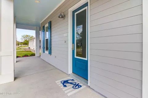Exterior - 205 E 4th St, Long Beach, MS 39560 photo 3 of 15
