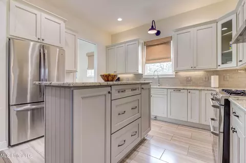 Kitchen - 205 E 4th St, Long Beach, MS 39560 photo 2 of 7