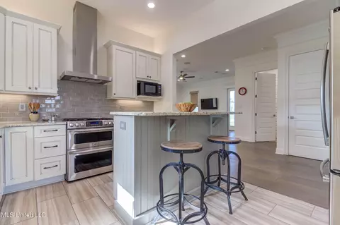 Kitchen - 205 E 4th St, Long Beach, MS 39560 photo 6 of 7
