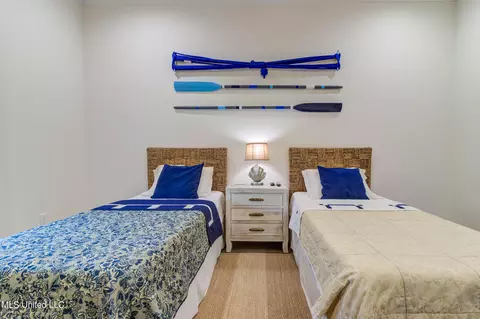 Bedroom - 205 E 4th St, Long Beach, MS 39560 photo 3 of 10
