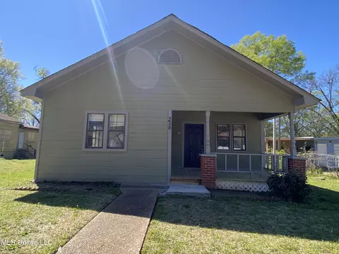 335 Dewitt Ave, Jackson, MS 39203 photo 1