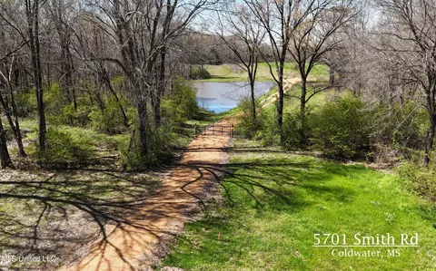 5701 Smith Rd, Coldwater, MS 38618