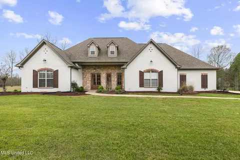 735 Clover Ridge Way, Brandon, MS 39047