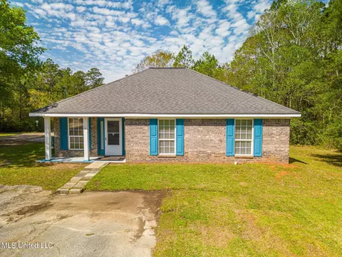 21517 Dye Rd, Saucier, MS 39574 photo 2